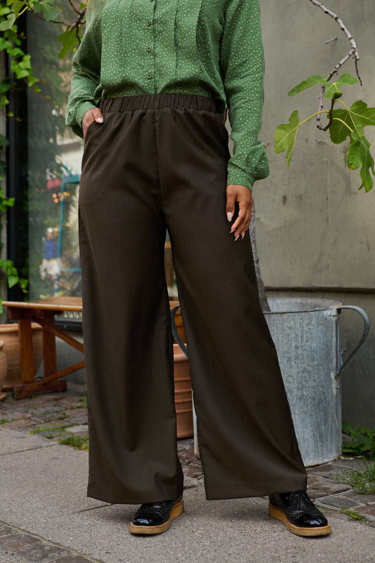 Froks Emilia Bukser / Teak brown wool