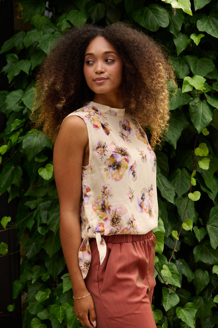 Froks Hope Sommer Skjorte / Ivory & wavy flowers