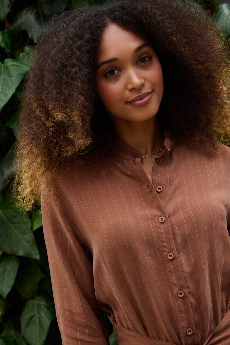 Froks Carla Sleeve Long Body Dragt / Earth brown & Gold lines