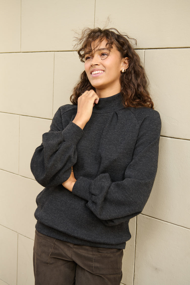 Froks Fleur Bluse / Ebony Merino wool