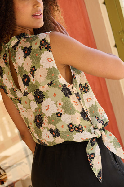 Froks Hope Sommer Skjorte / Blooming flowers