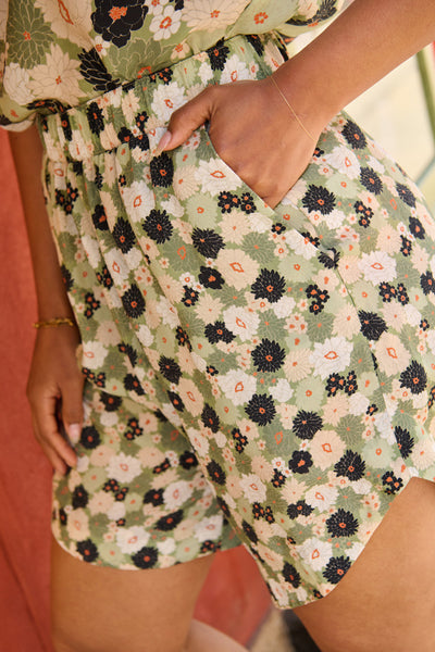 Froks Molly Shorts / Blooming petite flowers