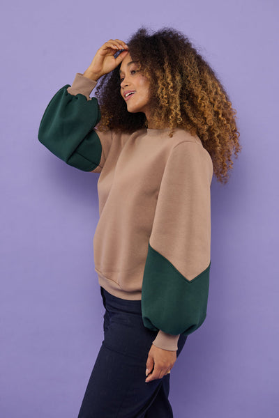 Froks Isabel Sweatshirt / Sesame & Forest green
