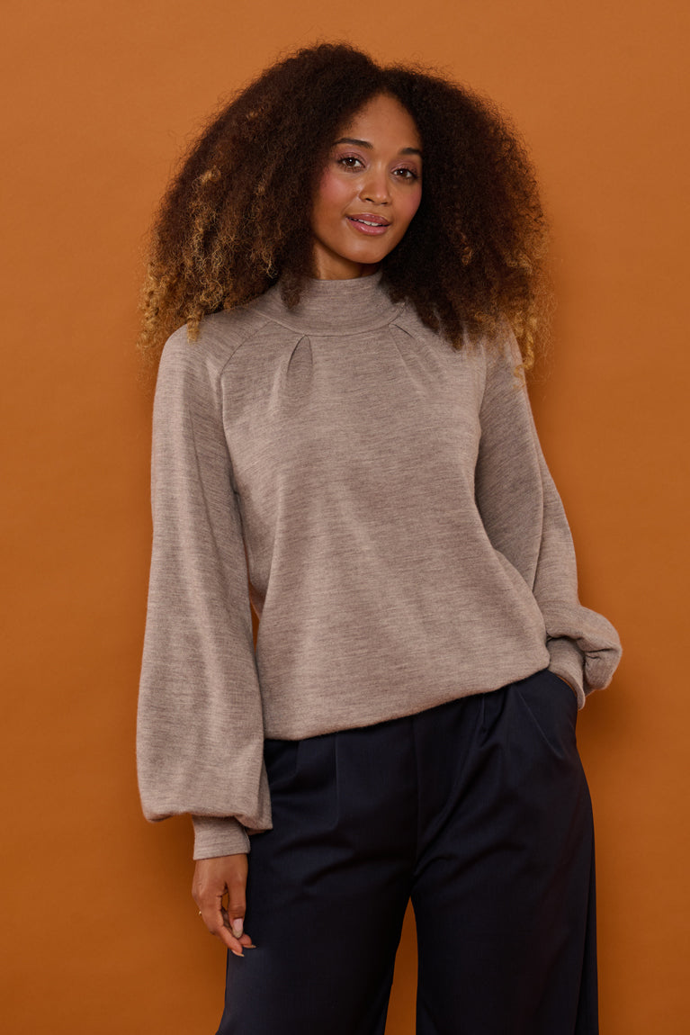 Froks Fleur Sleeve Bluse / Sesame Merino wool