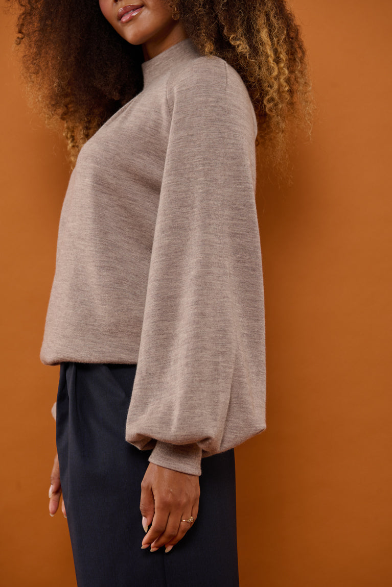 Froks Fleur Sleeve Bluse / Sesame Merino wool