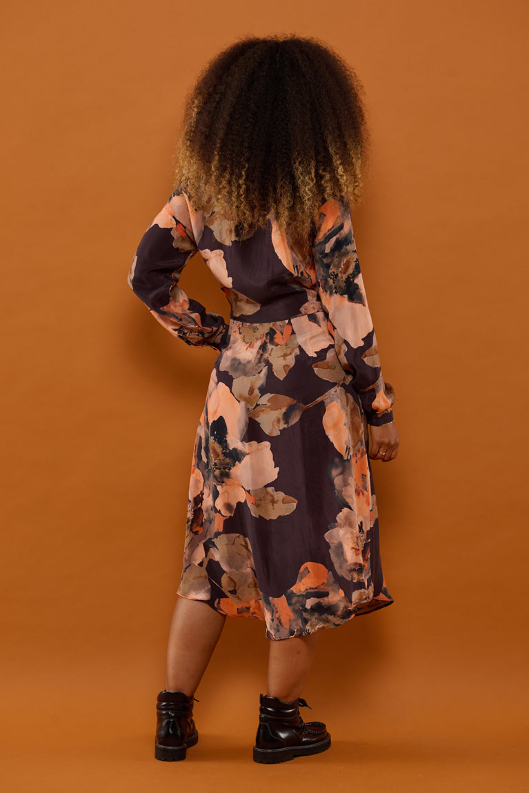 Froks Carla Sleeve Kjole / Splash of earth tones & Flowers