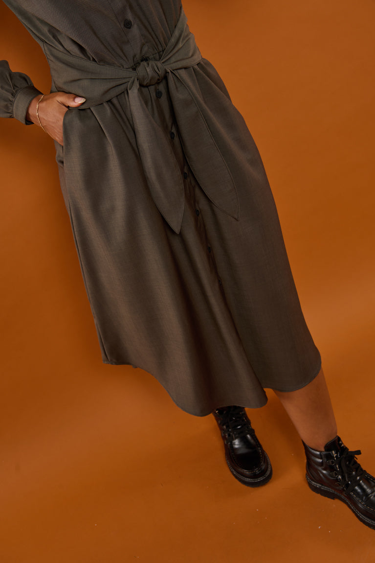 Froks Carla Sleeve Kjole / Bark brown wool