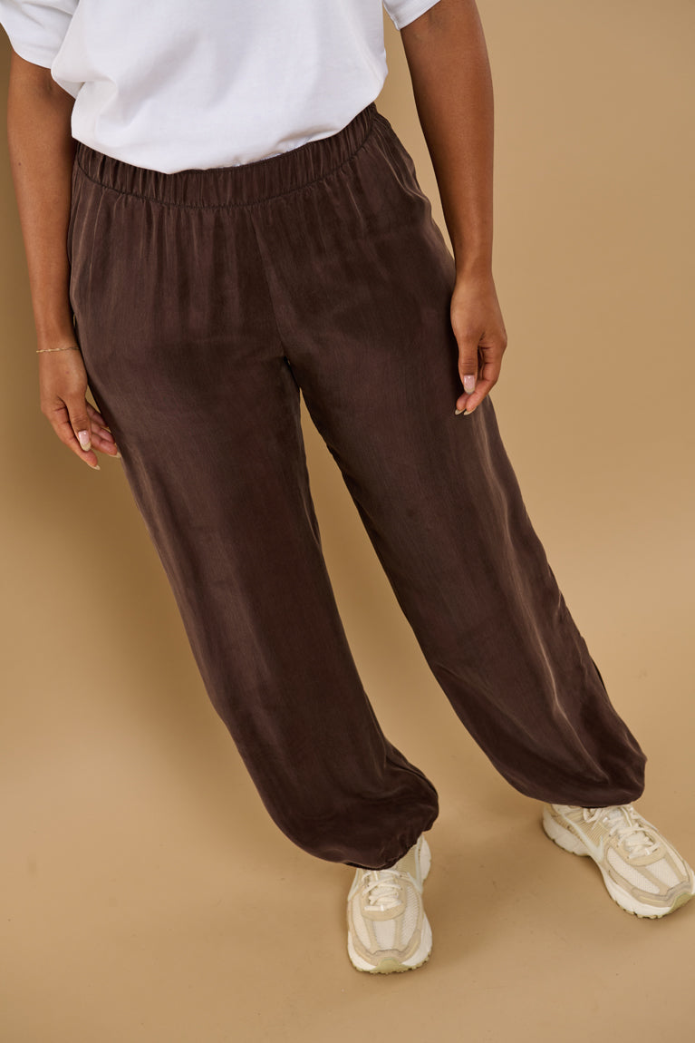 Froks Hope Bukser / Coffee brown