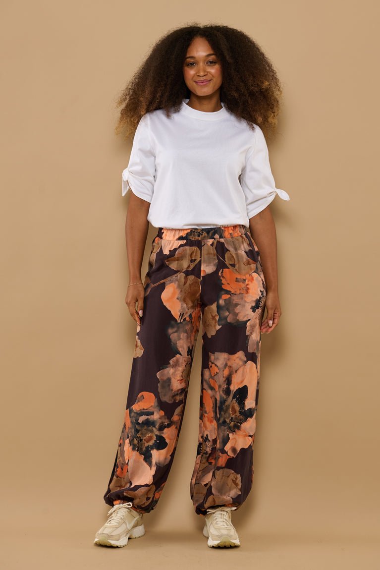 Froks Hope Bukser / Splash of earth tones & Flowers