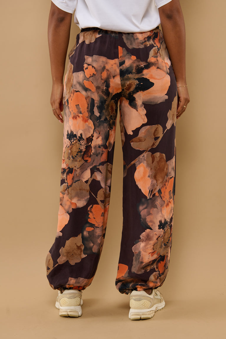 Froks Hope Bukser / Splash of earth tones & Flowers