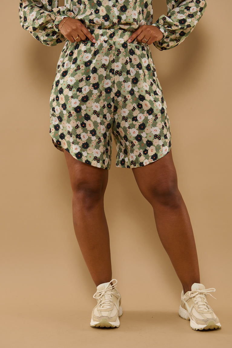 Froks Molly Shorts / Blooming petite flowers