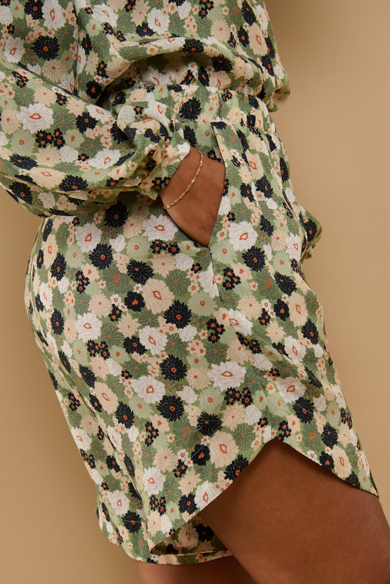 Froks Molly Shorts / Blooming petite flowers