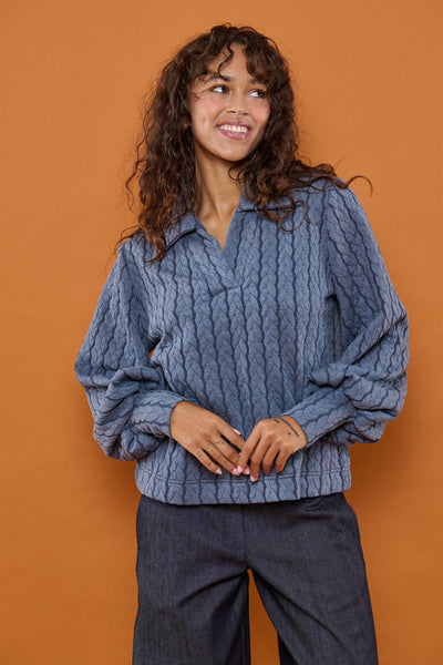 Froks Maya Sweatshirt / Misty blue braided