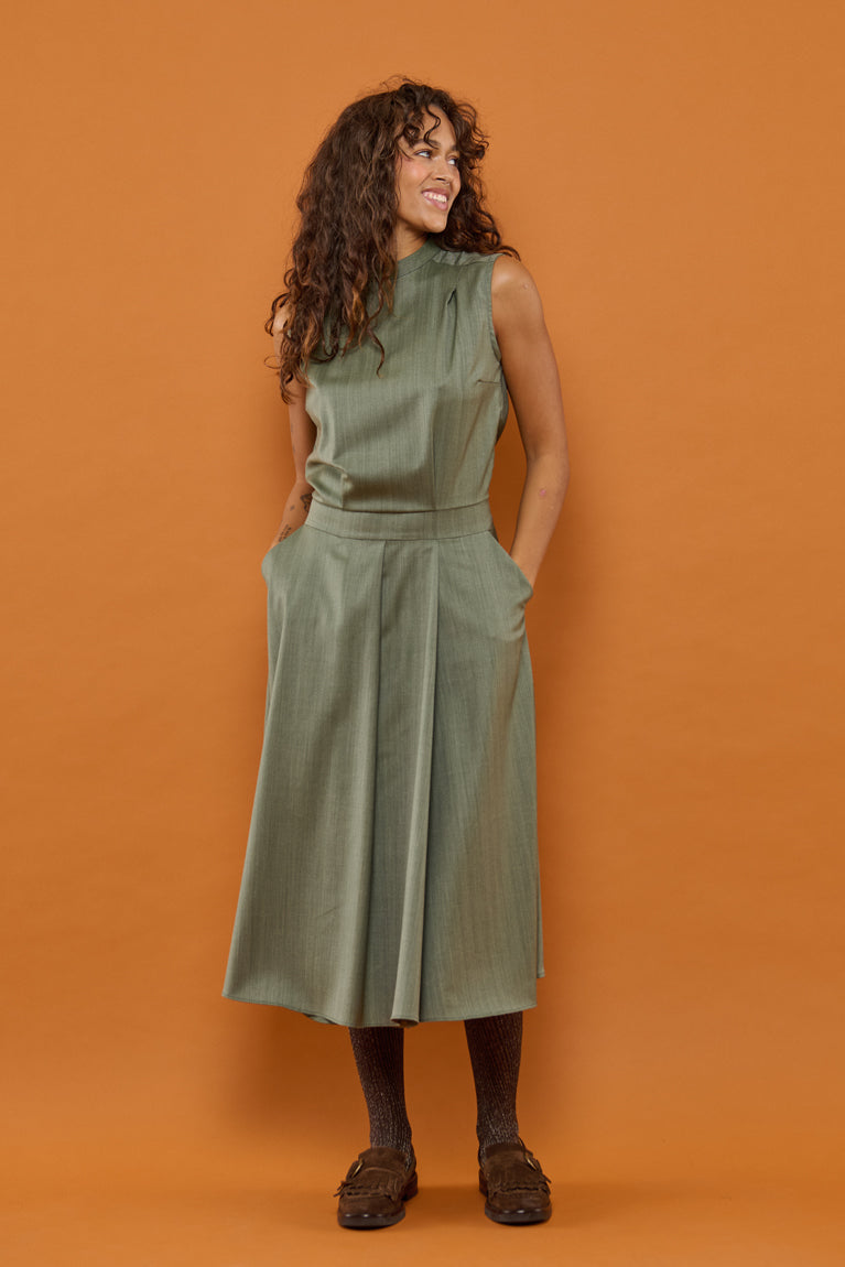 Froks Nora Kjole / Pine green textured wool