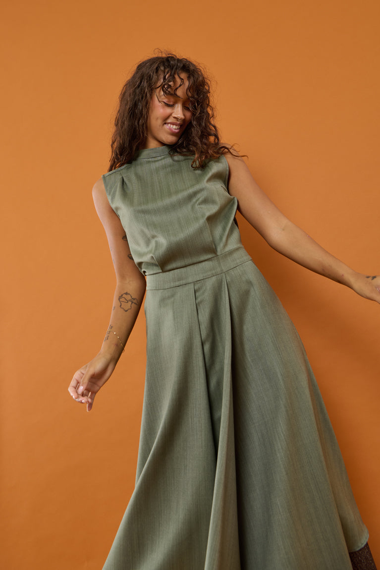 Froks Nora Kjole / Pine green textured wool