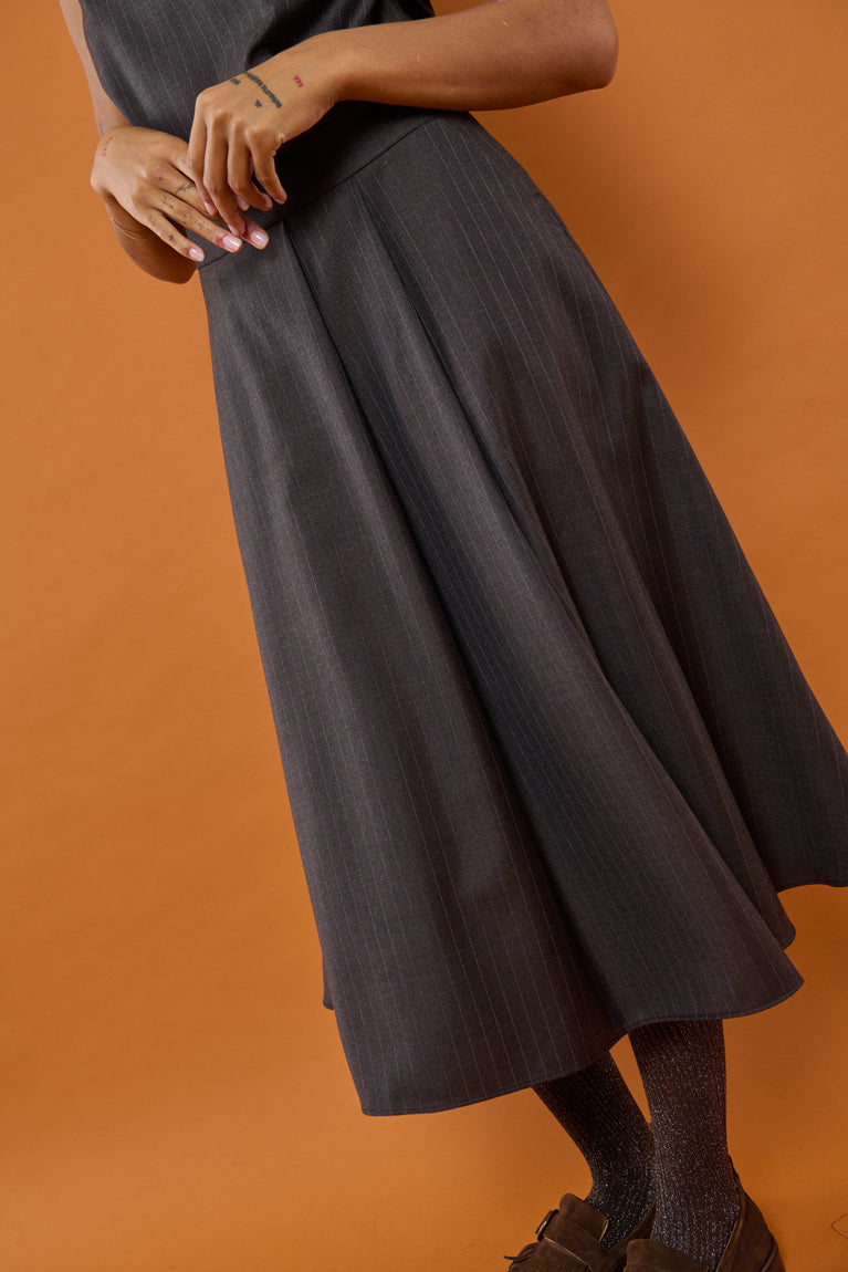 Froks Nora Kjole / Espresso & Pin striped wool