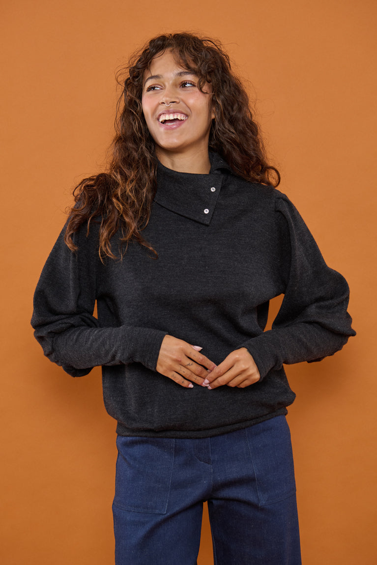 Froks Jenny Bluse / Ebony Merino wool