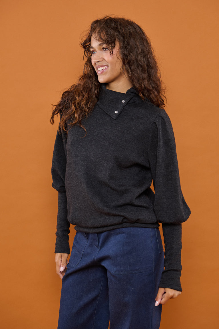 Froks Jenny Bluse / Ebony Merino wool