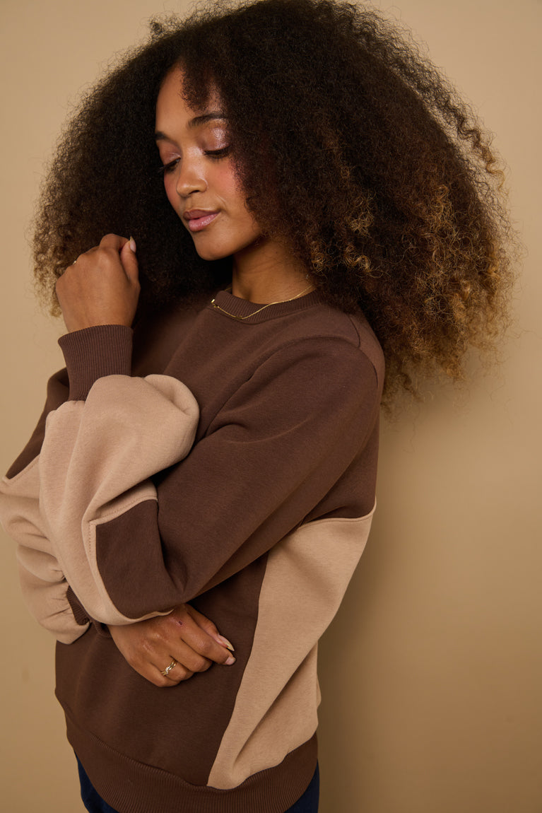 Froks Isabel Sweatshirt / Bark brown & Macadamia