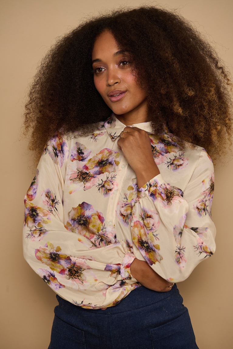 Froks Eline Skjorte / Ivory & wavy flowers
