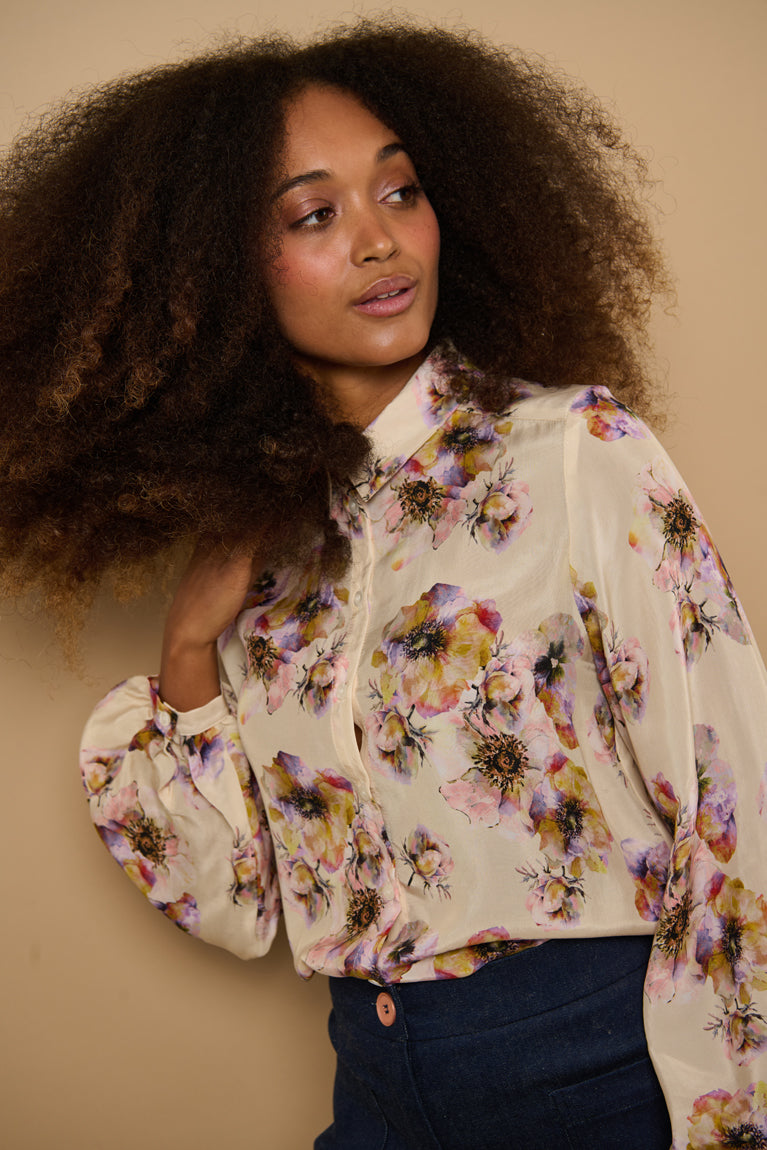 Froks Eline Skjorte / Ivory & wavy flowers