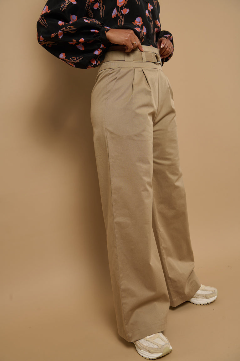 Froks Julie Bukser / Macadamia