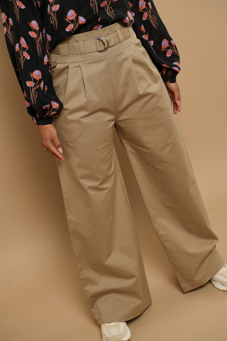 Froks Julie Bukser / Macadamia